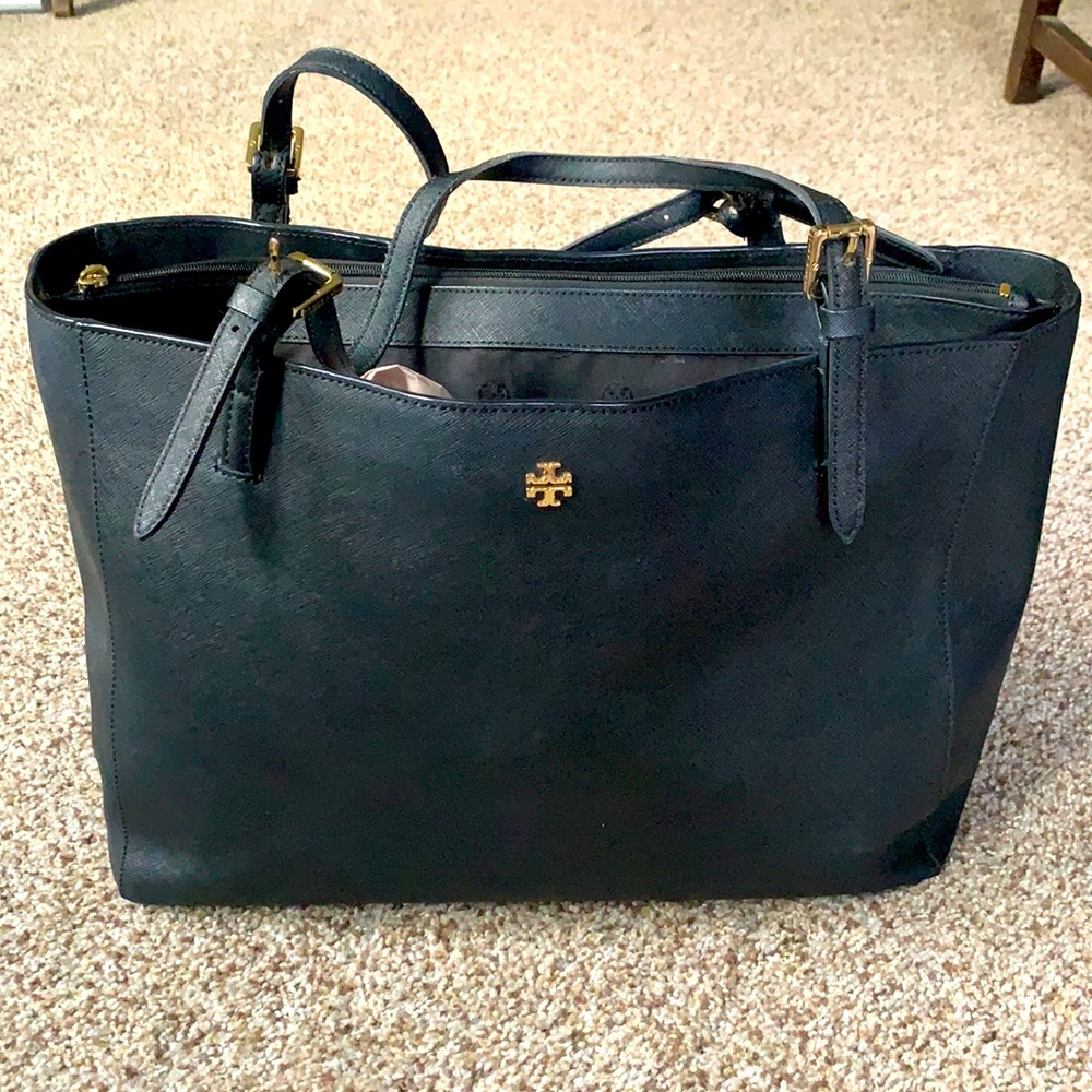 Tory Burch Robinson Tote